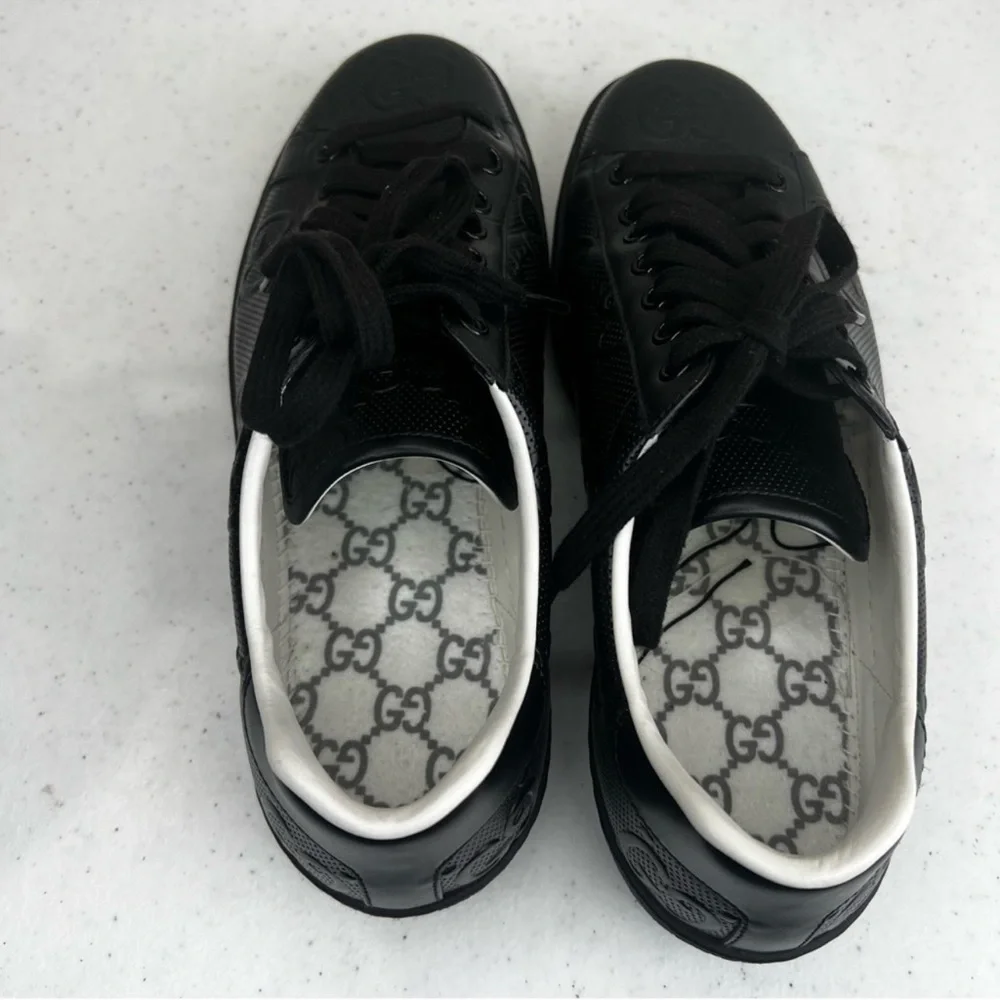 Gucci black perforated
